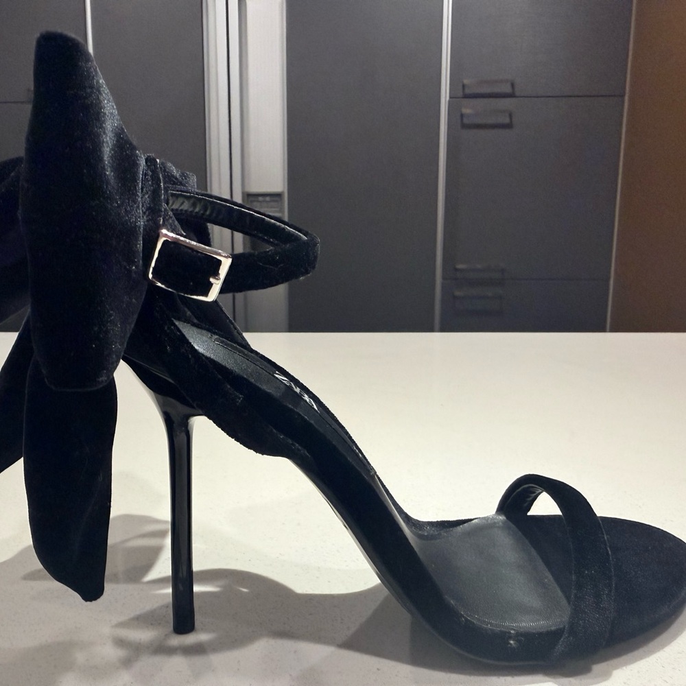 Zara Black Velvet Heels with Bow Detail